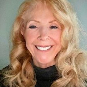 Meet your Posher, Gayanne